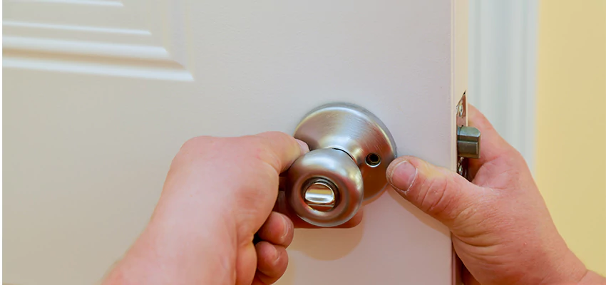 After-hours Locksmith For Lock And Key Installation in Reedley, CA
